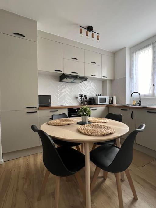Proche De Paris, Parking Prive Apartment Le Kremlin-Bicetre ภายนอก รูปภาพ